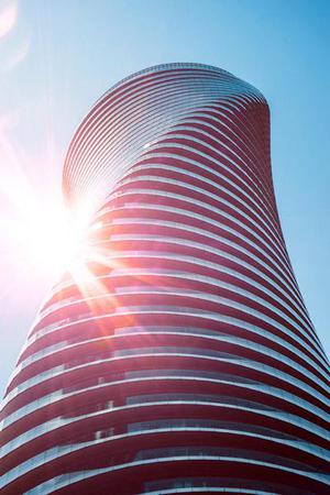Banach空間中一類廣義擾動優(yōu)化問題最優(yōu)解的存在性
