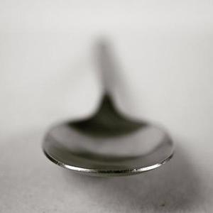 應(yīng)用碳化硅功率器件是提高太陽能系統(tǒng)逆變器的可靠性與能效的有效途徑