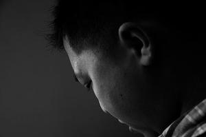 把肖戰(zhàn)放在首位，不跟風(fēng)意見領(lǐng)袖，尊重原創(chuàng)，肖戰(zhàn)粉絲這次能做到