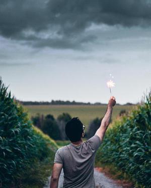 多項式的正交性與其零點有界性的一個注記
