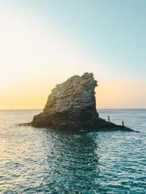 為滿足平安夜大量人流通行