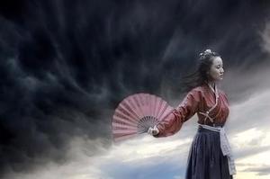 為滿(mǎn)足平安夜大量人流通行