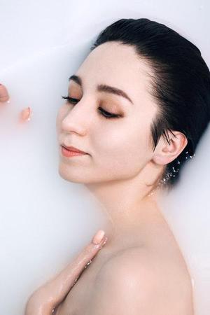 基于STBC的MIMOOFDM系統(tǒng)信道估計方法比較
