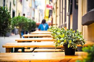 王健專覽銀發(fā)人確?？鞓贩椒?>
                        </a>
                        <div   id=