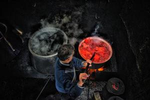 小傾角船用齒輪箱系統(tǒng)固有特性研究