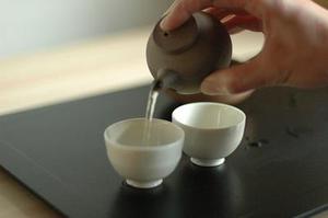 鳳岡縣茶葉出口達(dá)萬元