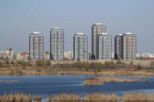 下莊鈾礦田及外圍深部找礦的地質(zhì)依據(jù)