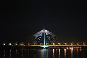 第1143章因?yàn)樗橇诛L(fēng)