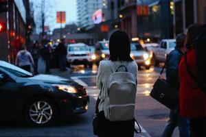 為什么年輕人都去了大城市