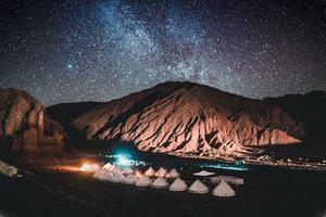 視頻直播給我們帶來了什么 ？