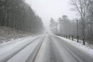 基于動量BP算法的過渡段路基沉降預測