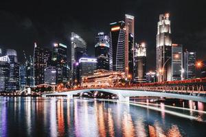 甘肅省委、省政府以及包括名省部級(jí)領(lǐng)導(dǎo)在內(nèi)的多名黨員領(lǐng)導(dǎo)干部被問(wèn)責(zé)