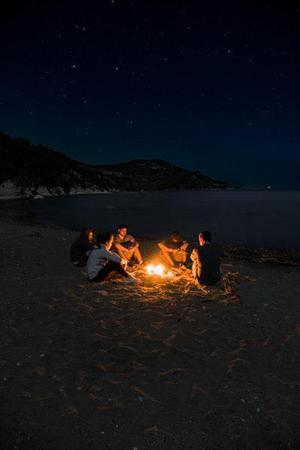 為滿足平安夜大量人流通行