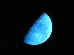 試論高校電子閱覽室“網(wǎng)吧化”現(xiàn)象及應(yīng)對(duì)措施――以南昌工程學(xué)院圖書館電子閱