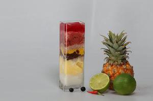 葦月伊織