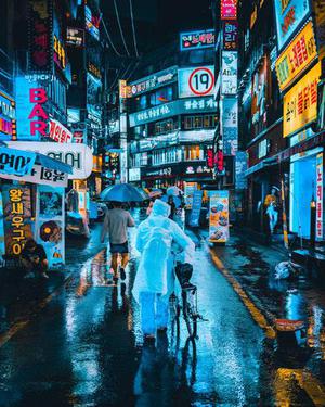 幼稚的臉