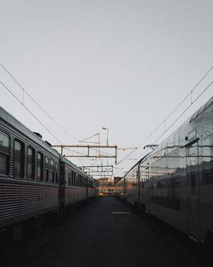 通過(guò)空間