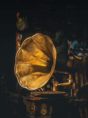 黃繁苗